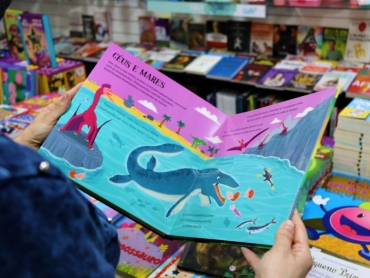 Mês das crianças chega com feira do livro infantil no Criciúma Shopping